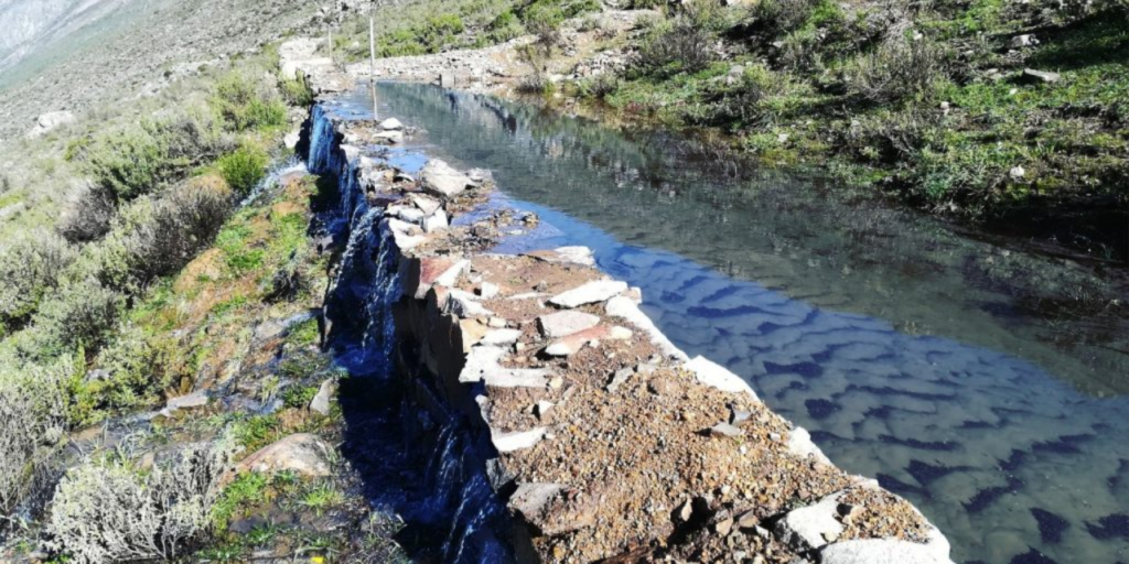 En las altas montañas de Lima se ‘siembra el agua’ con ingeniería prehispánica (France 24)