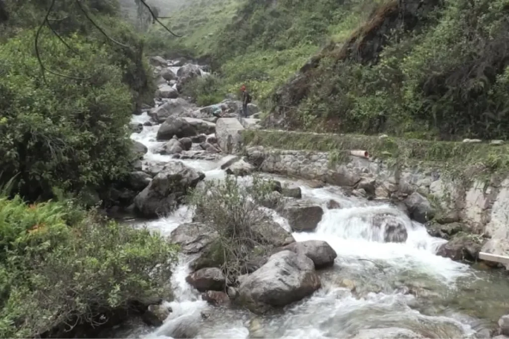 Perú: ante la sequía, se rehabilitan canales de agua de la época prehispánica